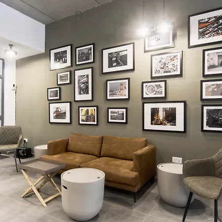 Mr Todd Hotel-2